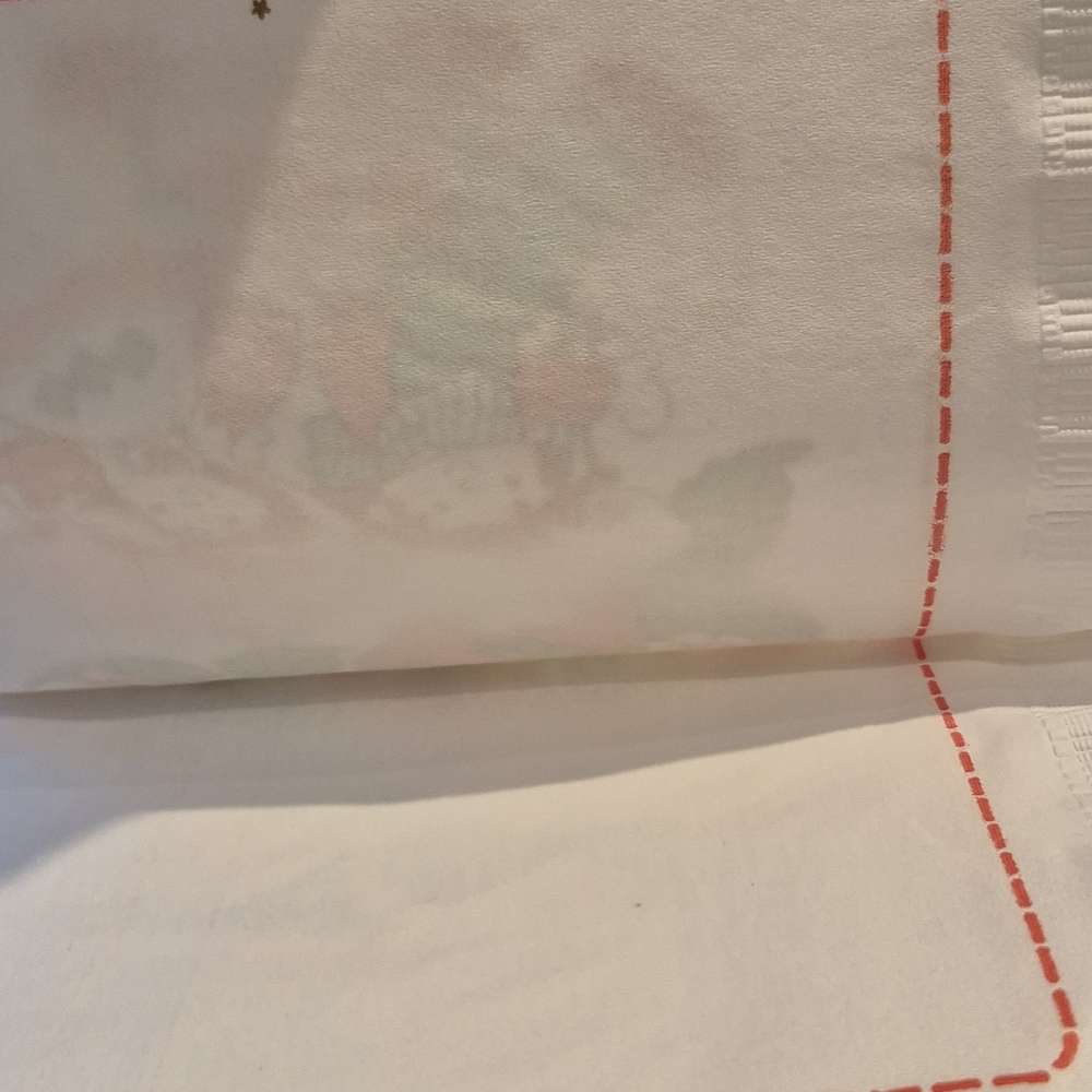 15 Strawberry- Shortcake Themed Vintage Paper Napkins . - Picture 5 of 7